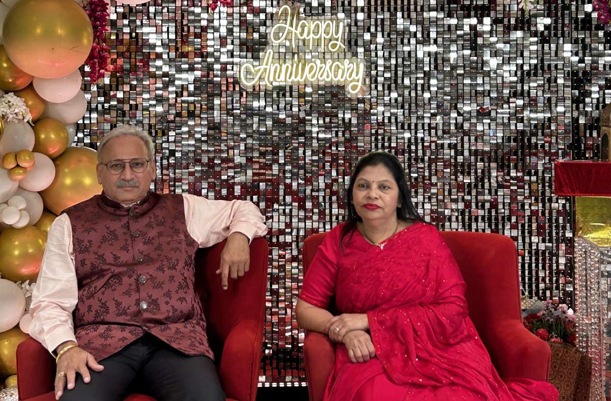 Golden Marriage Anniversary Party Planning: Themes, Decor & Celebration Ideas